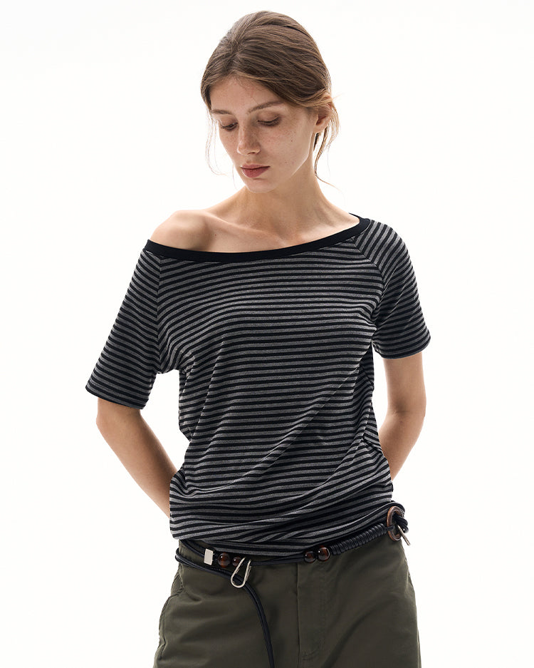 MADWITCH ASYMMETRIC SLIM TEE #G25