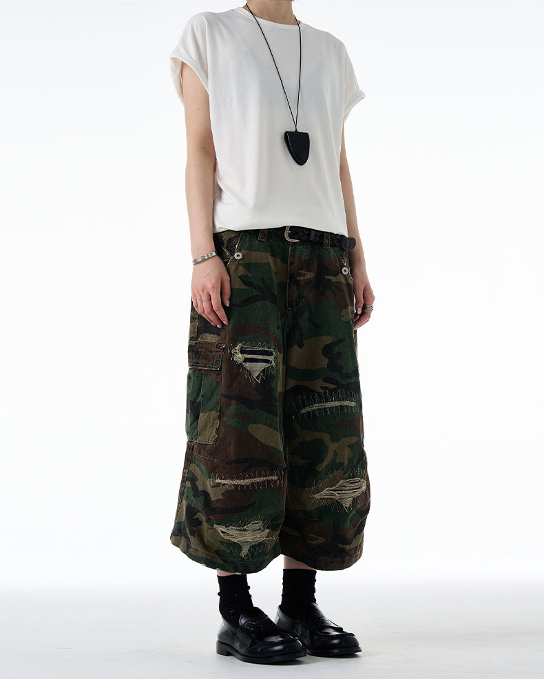 MADWITCH DISTRESSED CAMO SHORTS #Z012