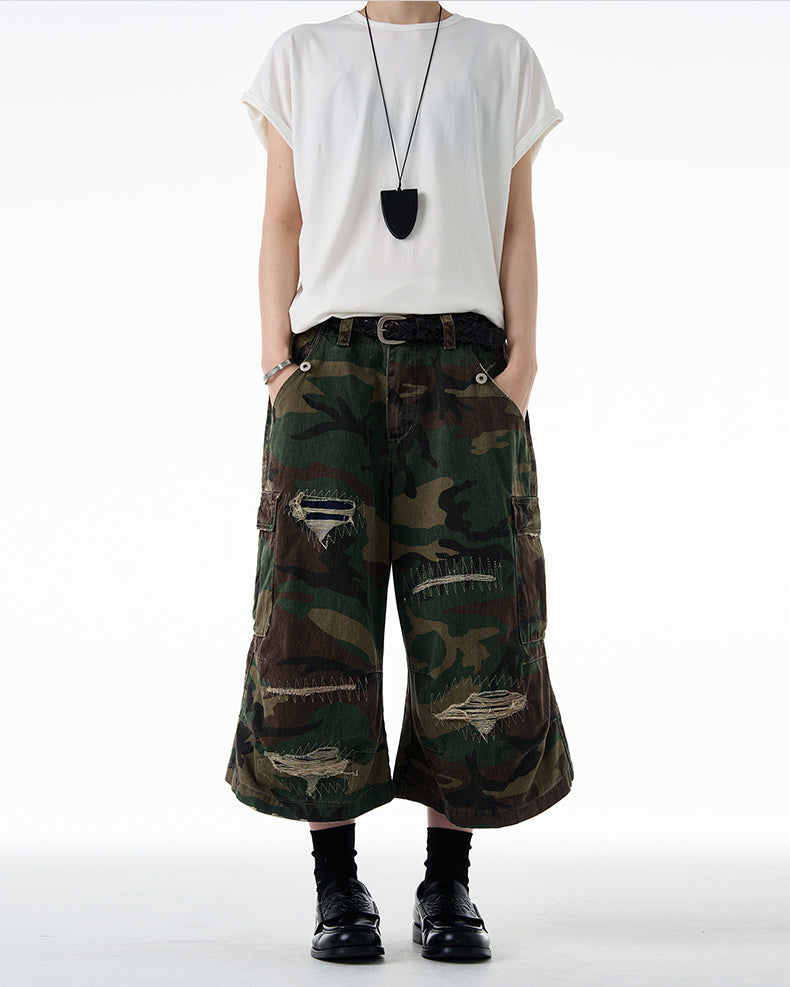 MADWITCH DISTRESSED CAMO SHORTS #Z012