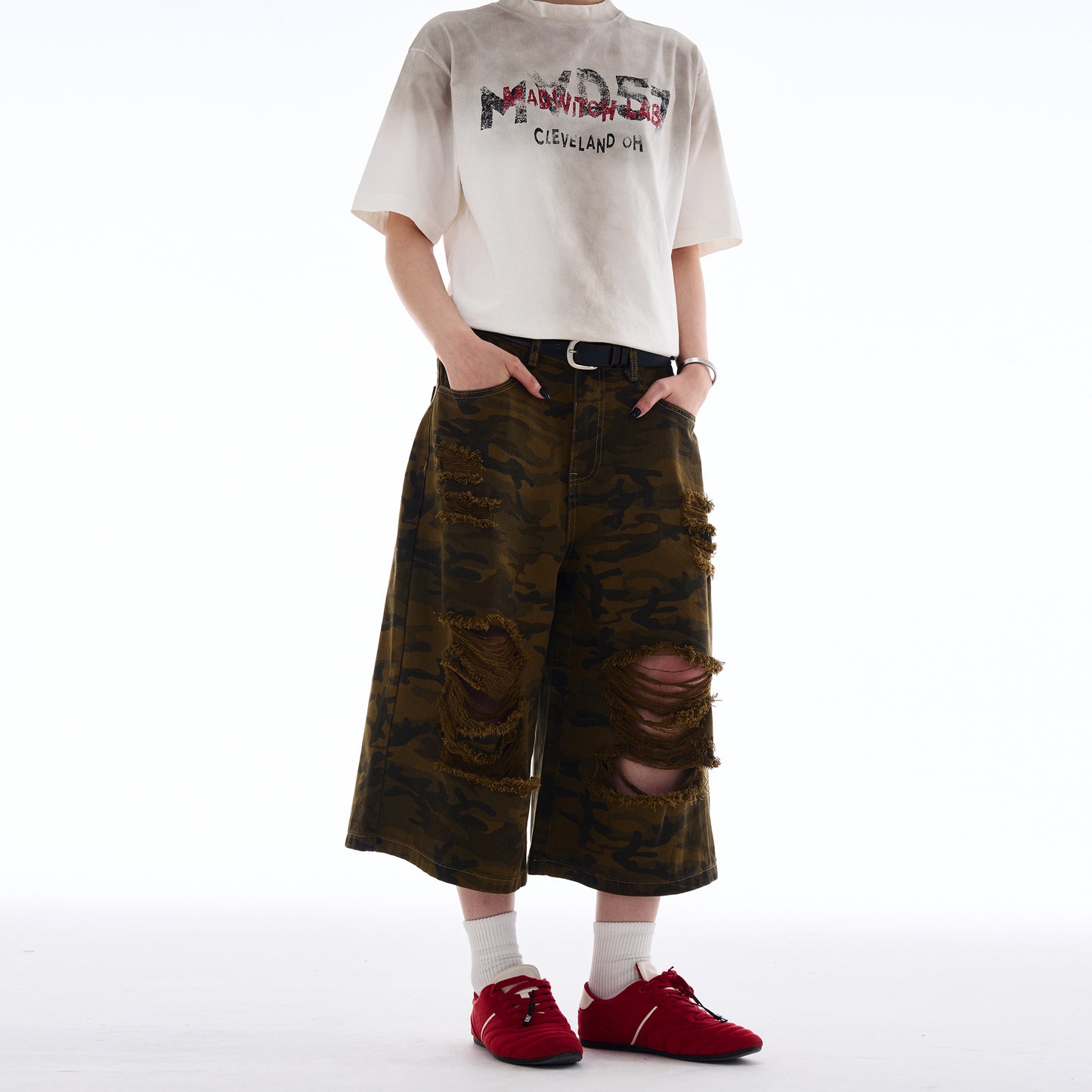 MADWITCH RIPPED CAMO CROPPED PANTS #A590