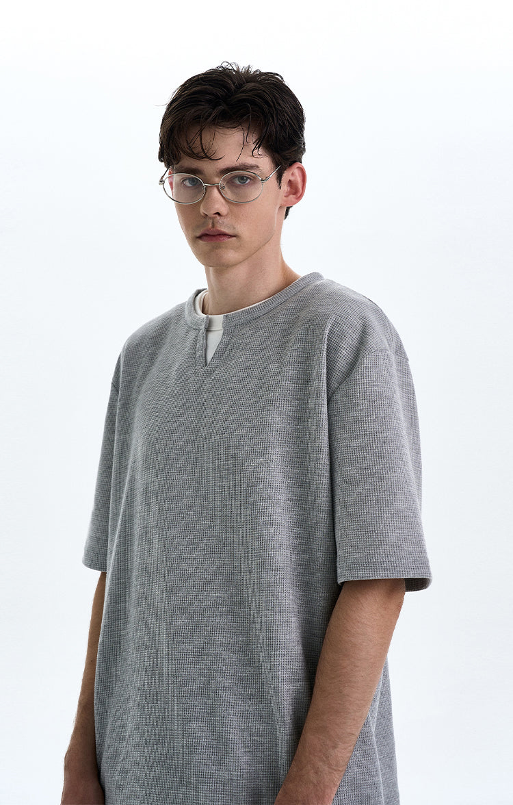 MADWITCH FAKE TWO-PIECE V-NECK TEE #L677