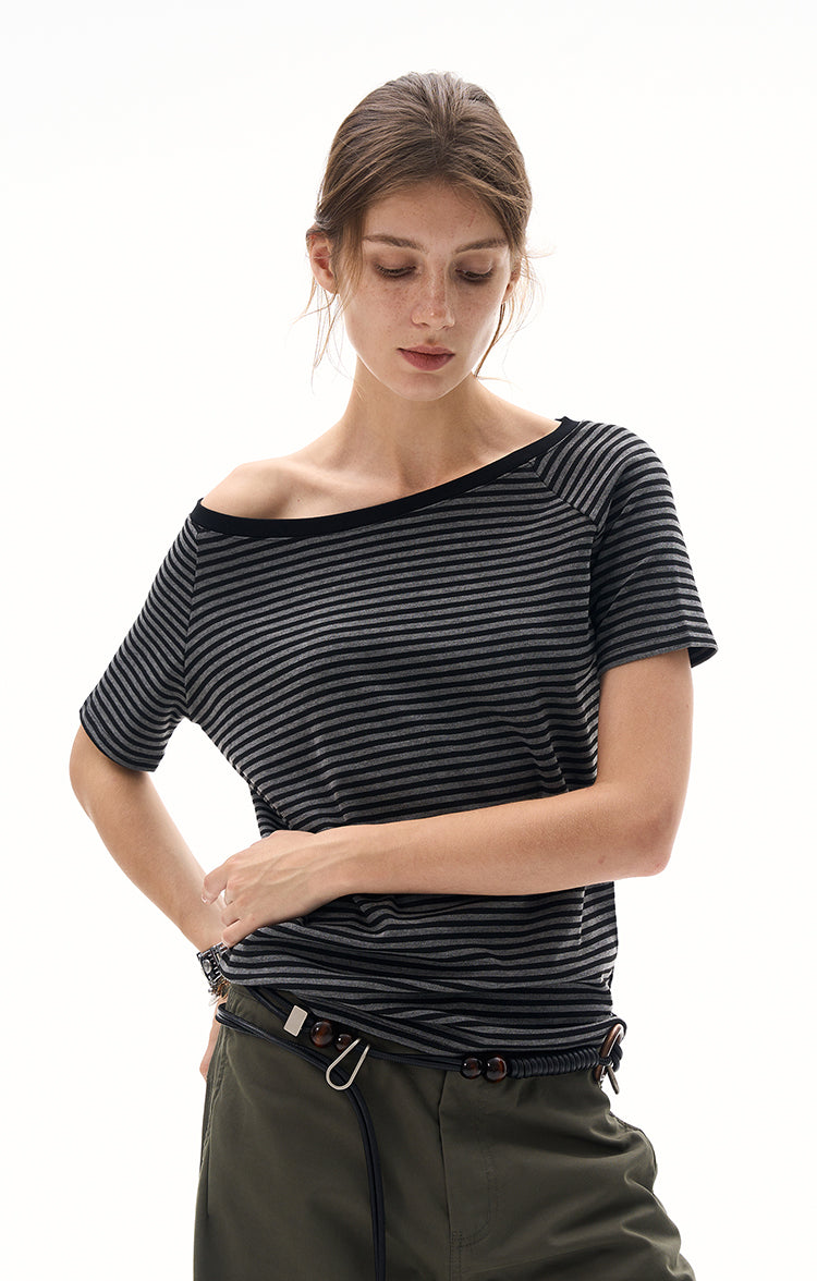 MADWITCH ASYMMETRIC SLIM TEE #G25