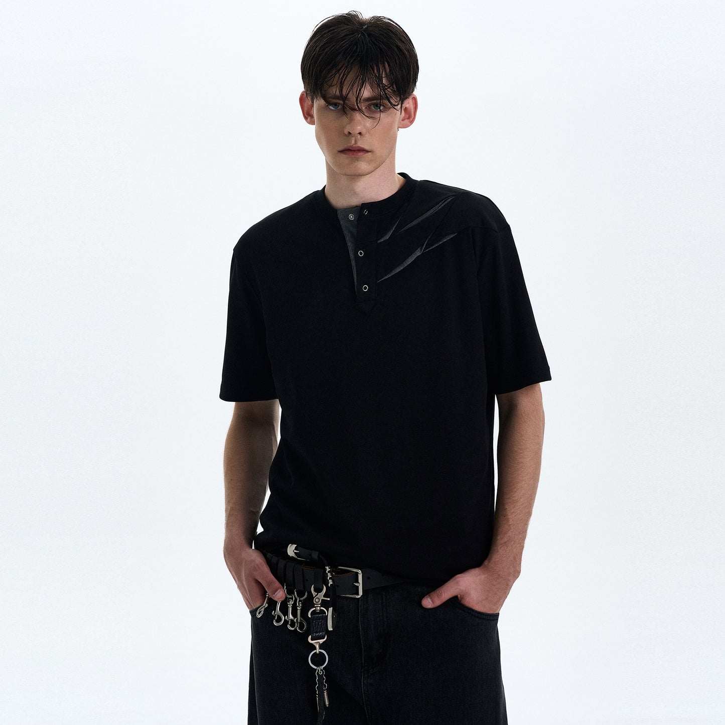 MADWITCH CREATIVE SHORT SLEEVE #C0070