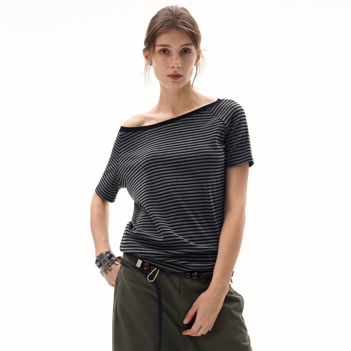 MADWITCH ASYMMETRIC SLIM TEE #G25