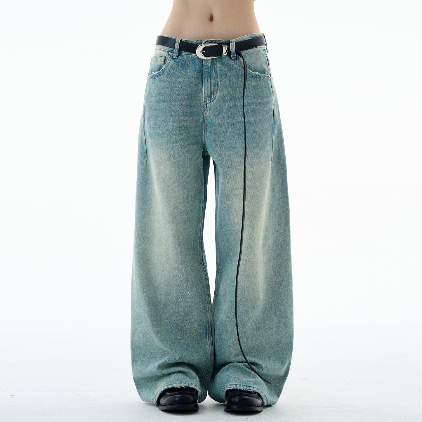 MADWITCH DISTRESSED STRAIGHT DENIM #CK9651