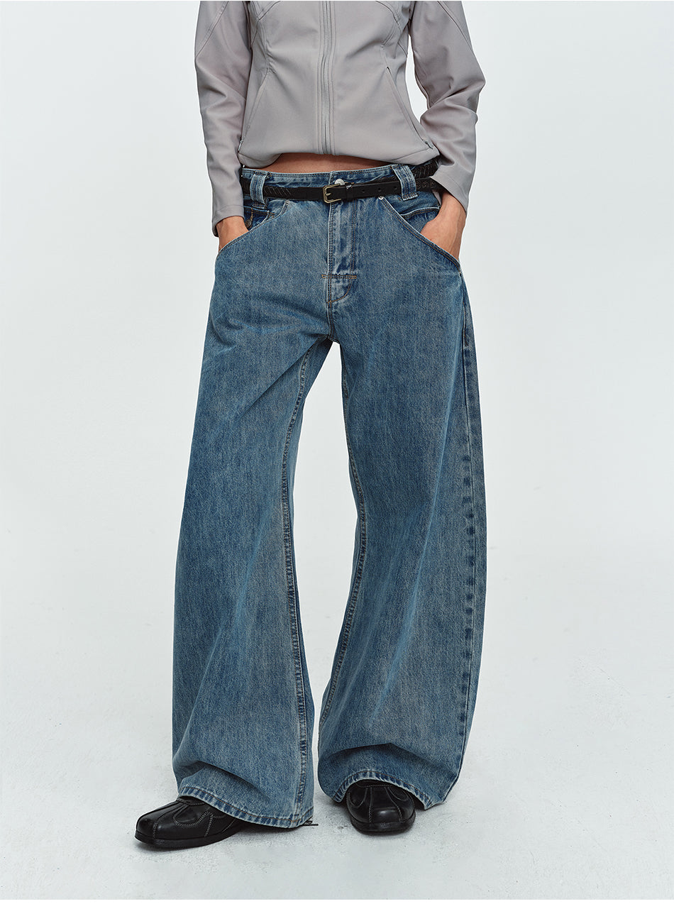 MADWITCH CINCH-BACK LIGHT-WASH CURVED-LEG JEANS #G60081