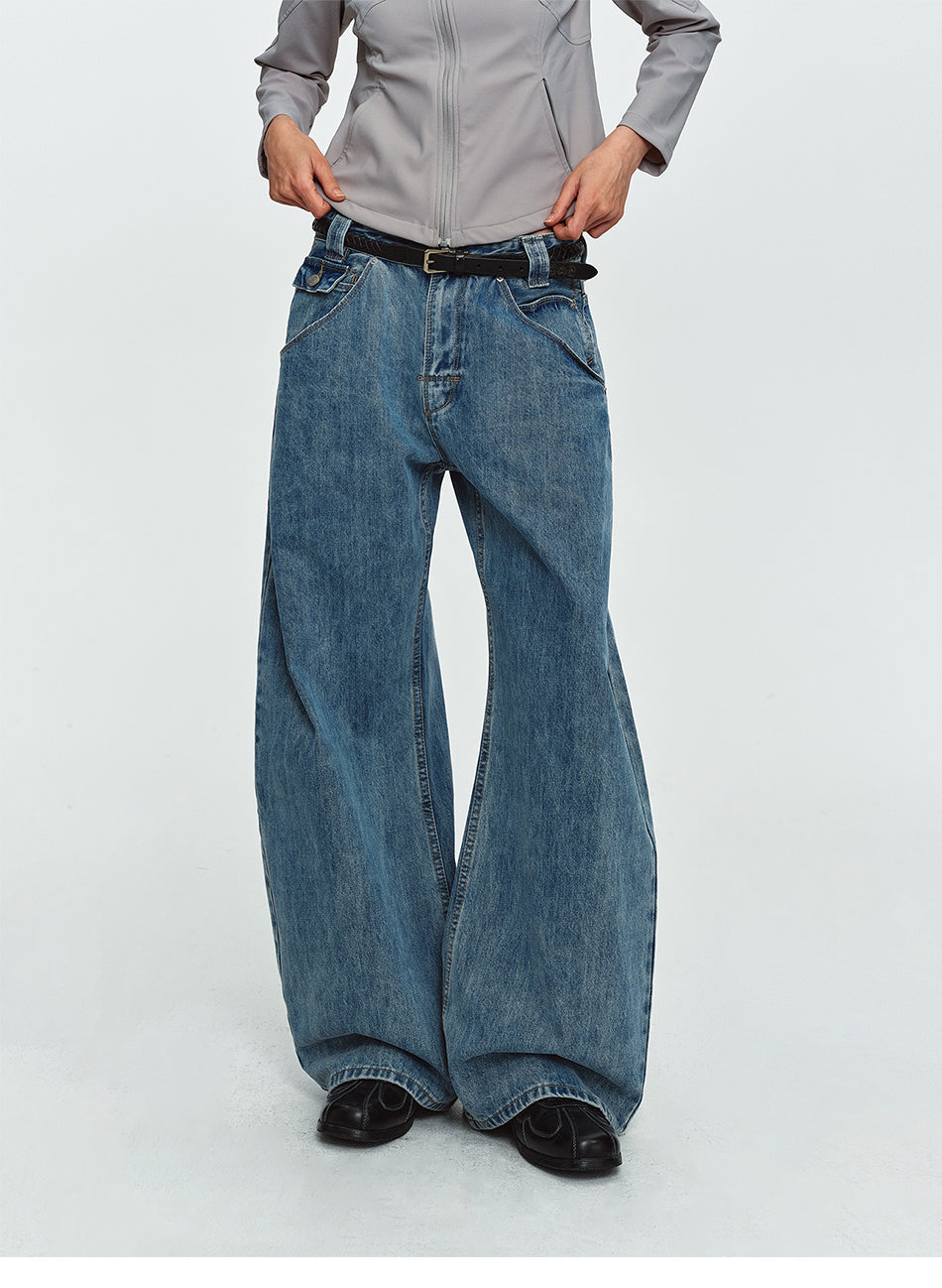 MADWITCH CINCH-BACK LIGHT-WASH CURVED-LEG JEANS #G60081