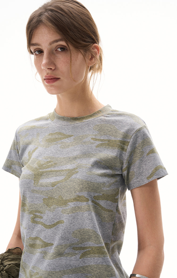 MADWITCH CROPPED CAMO STRUCTURED TEE #L953