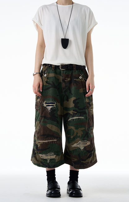 MADWITCH DISTRESSED CAMO SHORTS #Z012