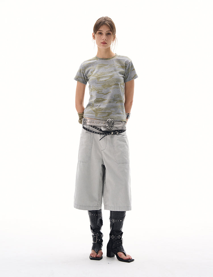 MADWITCH CROPPED CAMO STRUCTURED TEE #L953