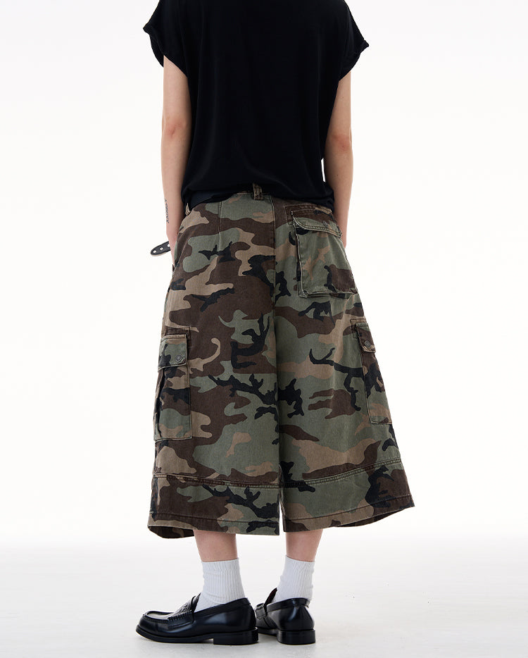MADWITCH CAMO DISTRESSED UTILITY CAPRIS #CK3512D