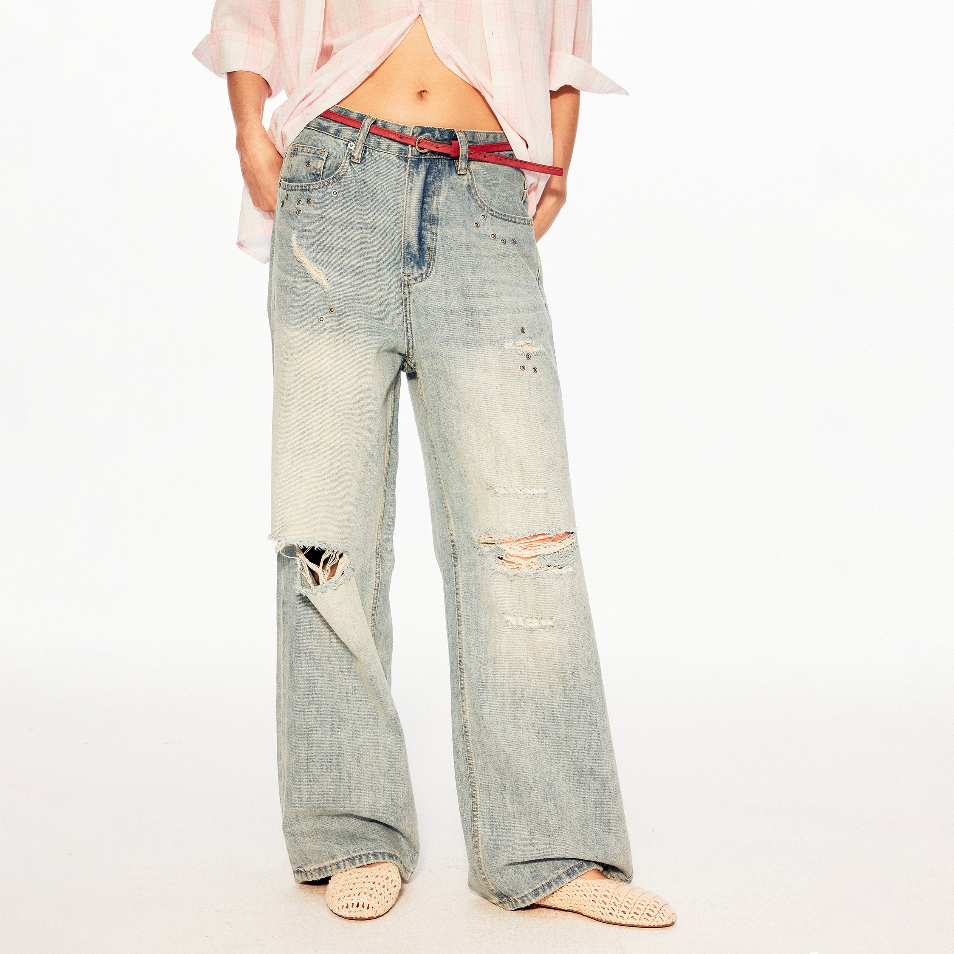 MADWITCH STUDDED DISTRESSED JEANS #CK5613
