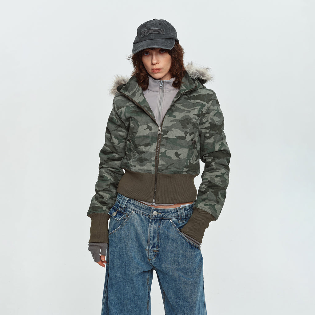MADWITCH FAUX-FUR HOODED CINCHED CROPPED CAMO PUFFER #L2026539