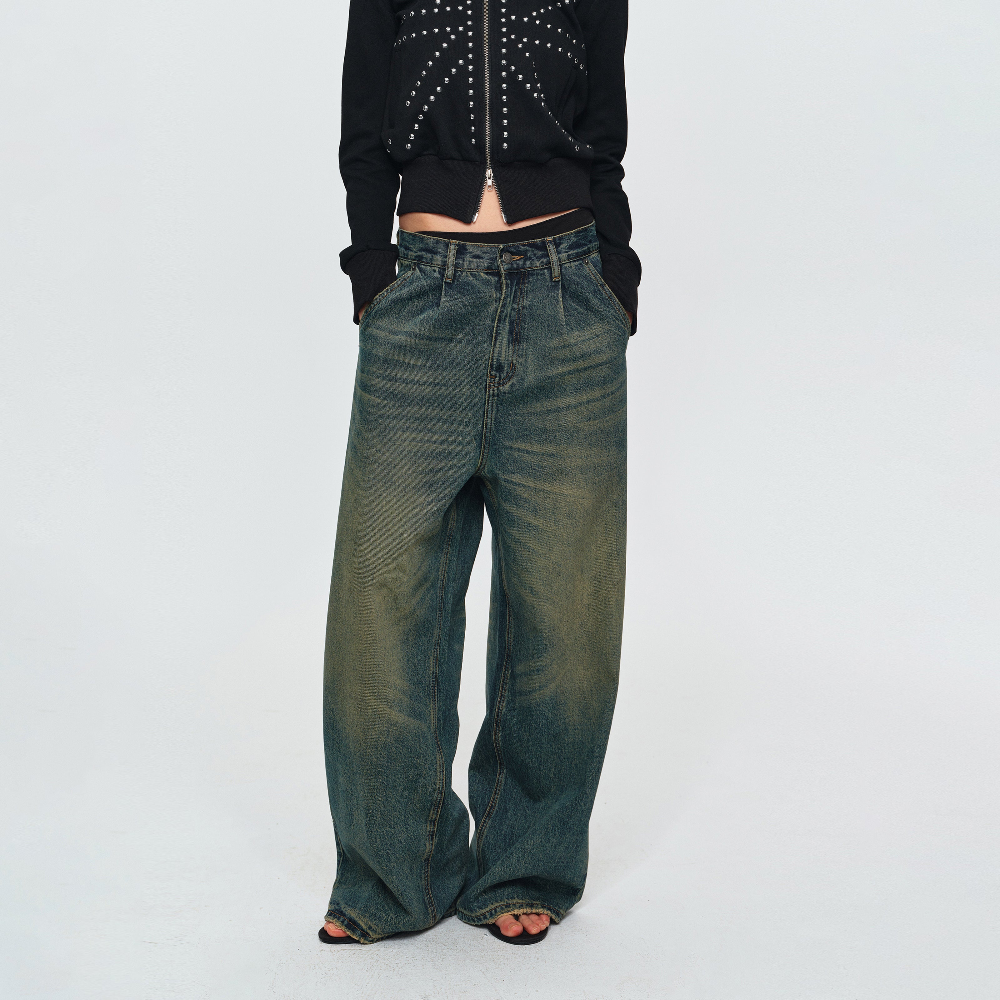 MADWITCH DOUBLE-PLEATED WASHED WIDE-LEG JEANS #CK9853