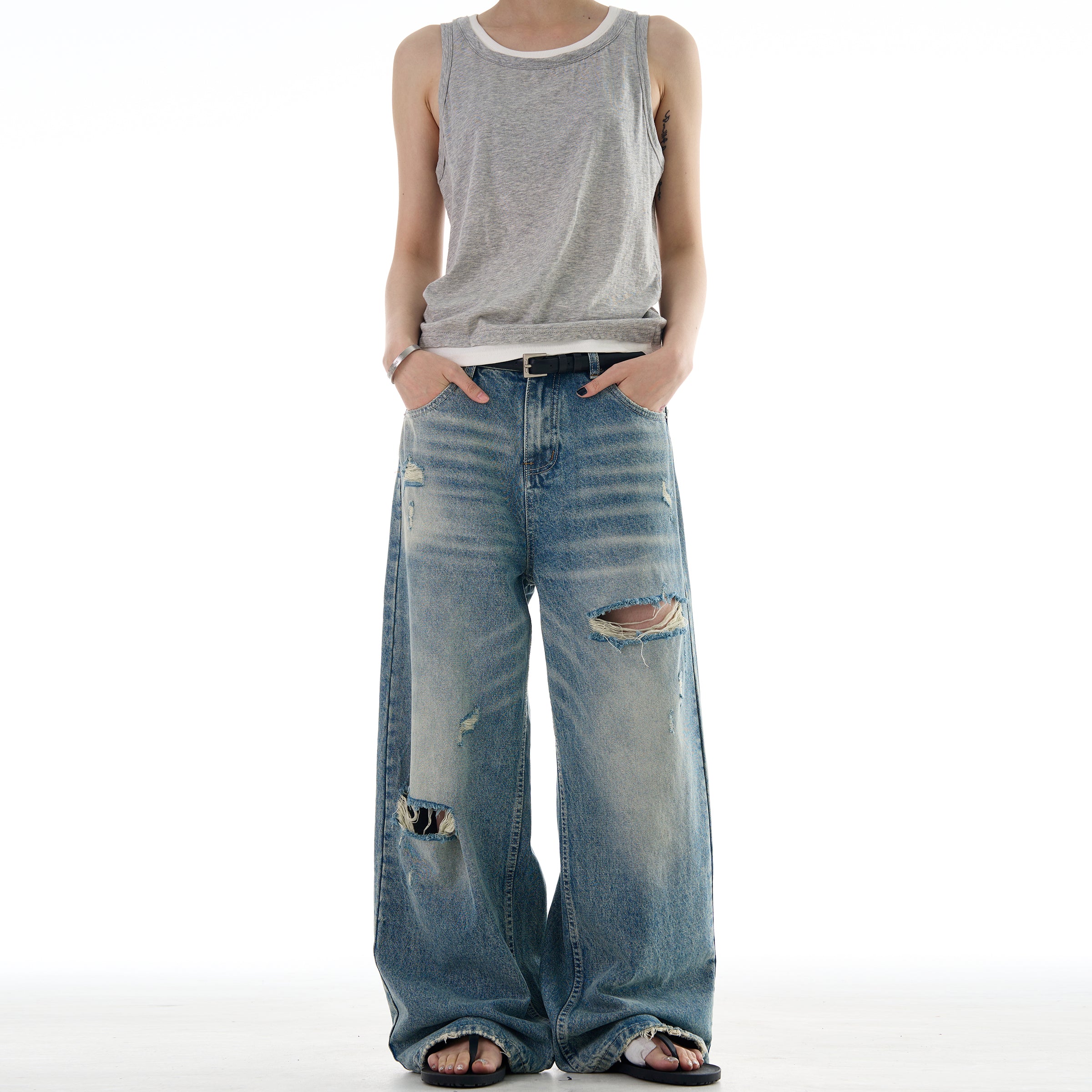 MADWITCH HIGH STREET VIBE DISTRESSED DENIM JEANS #K9559