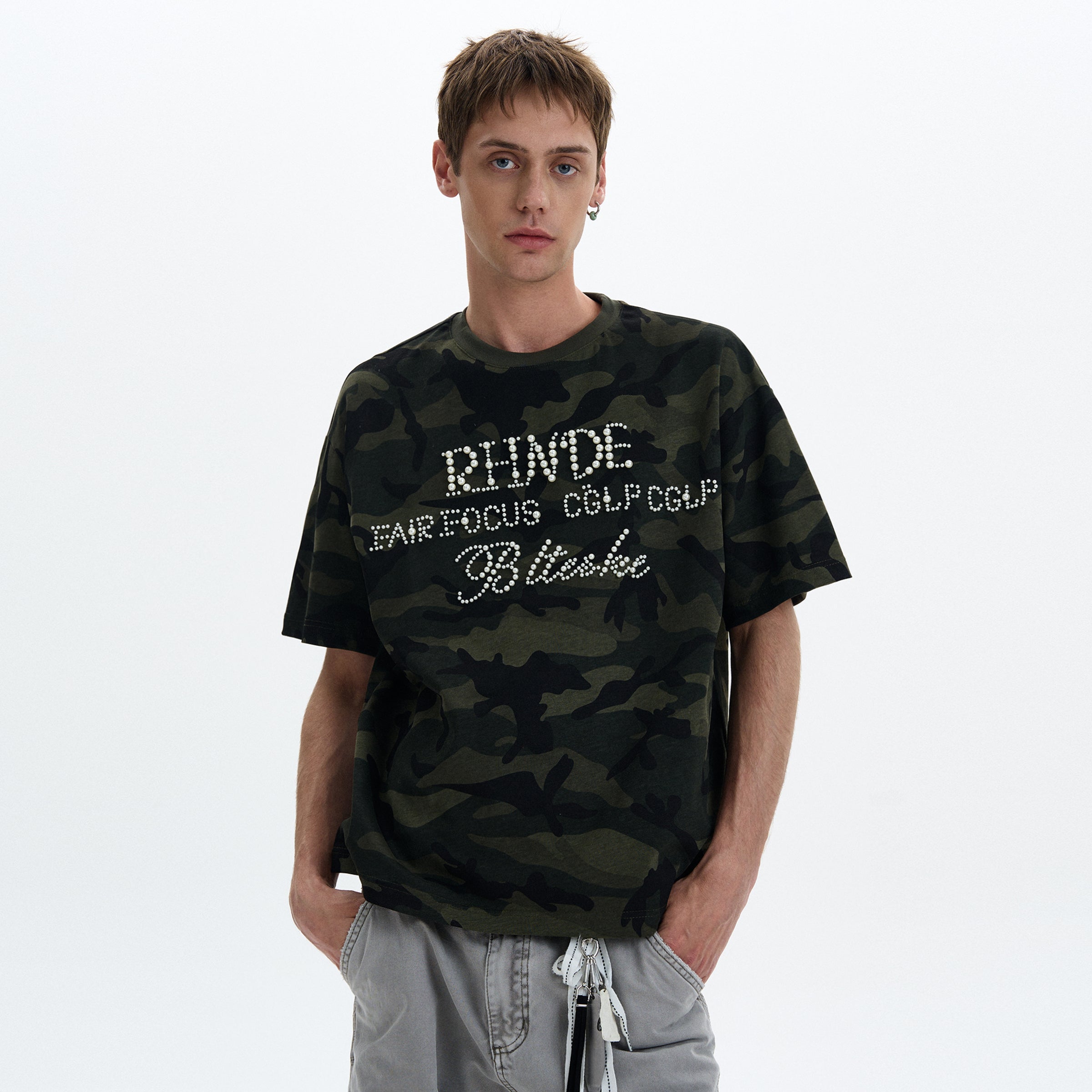 MADWITCH PEARL STUD TEE #L954