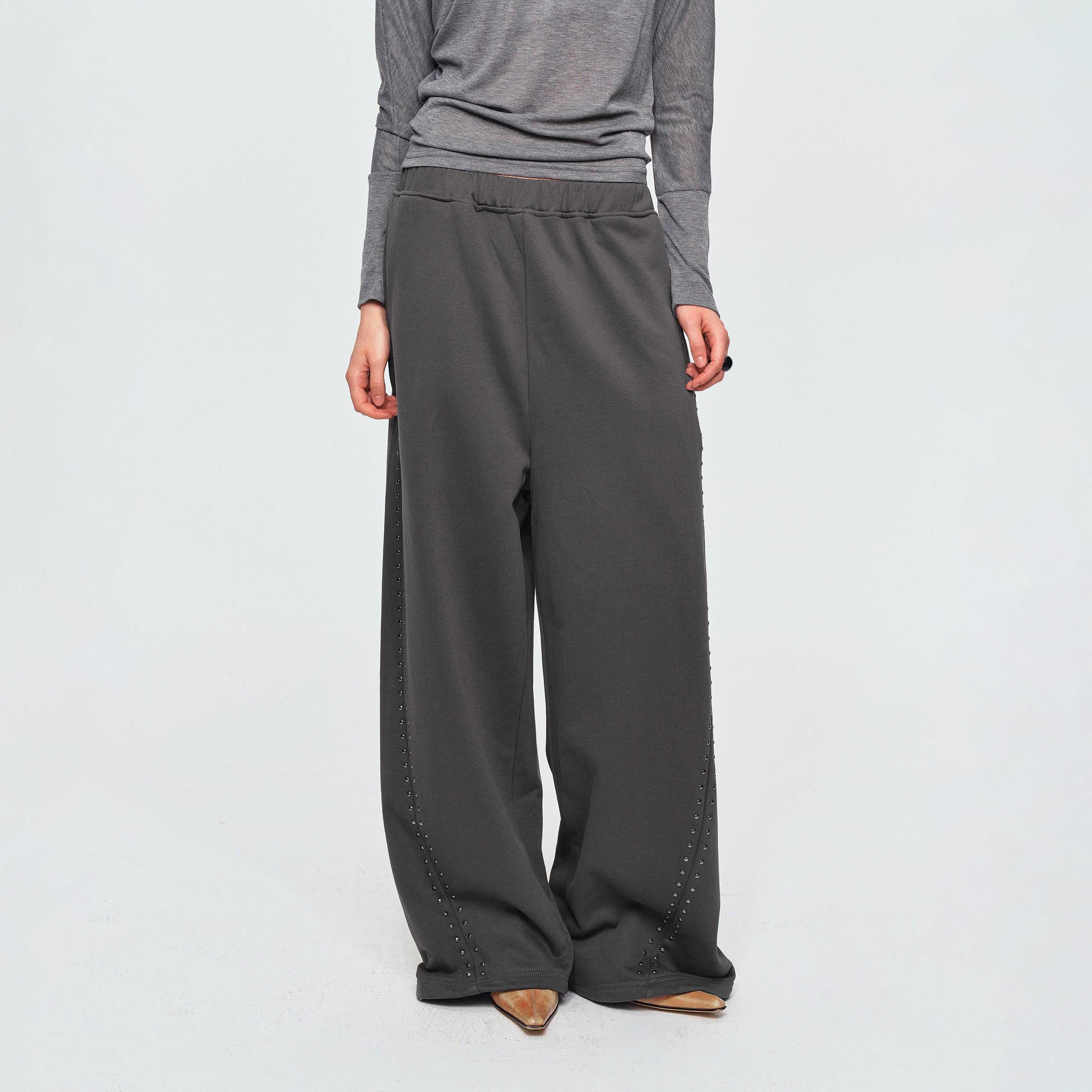 MADWITCH STUDDED WIDE-LEG SWEATPANTS #C1028