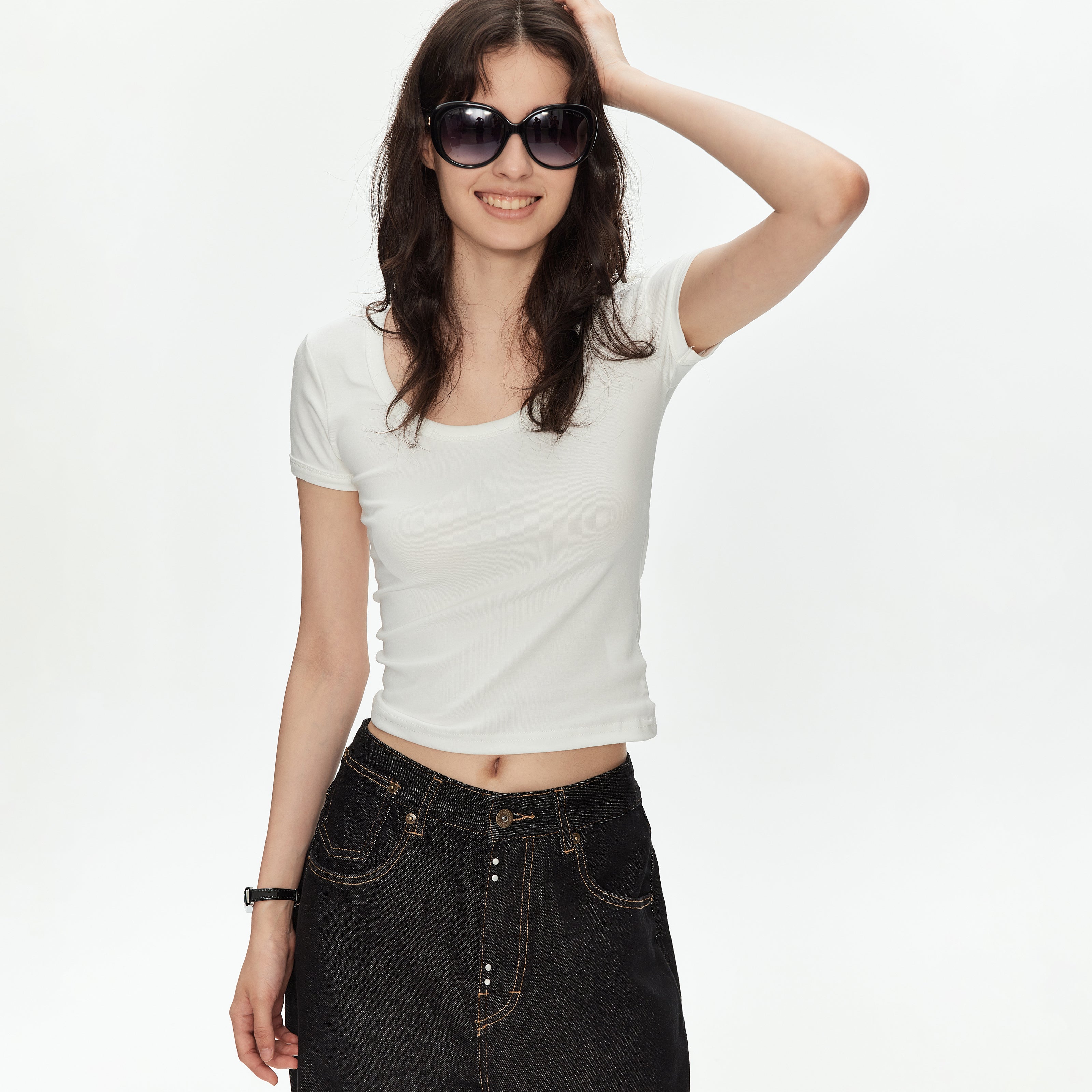 MADWITCH U-NECK FITTED TEE #L0208