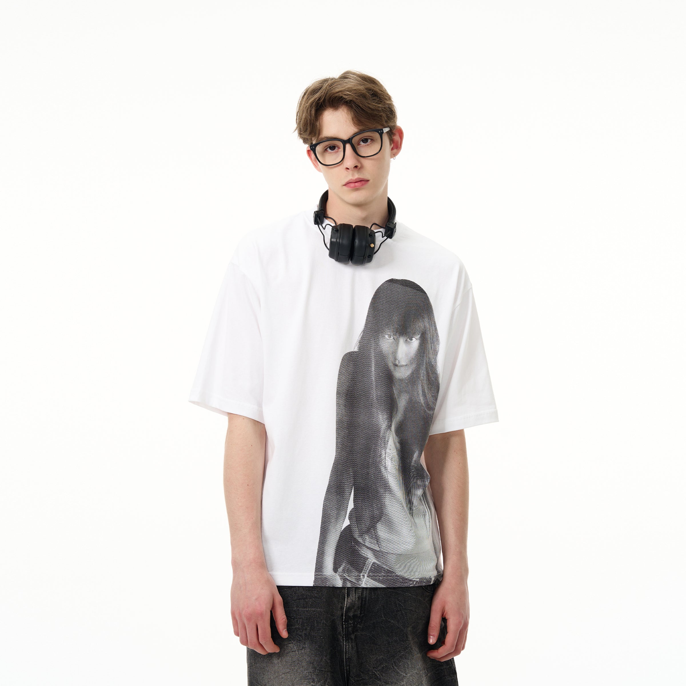 MADWITCH CHARACTER PRINT T-SHIRT #MD3333
