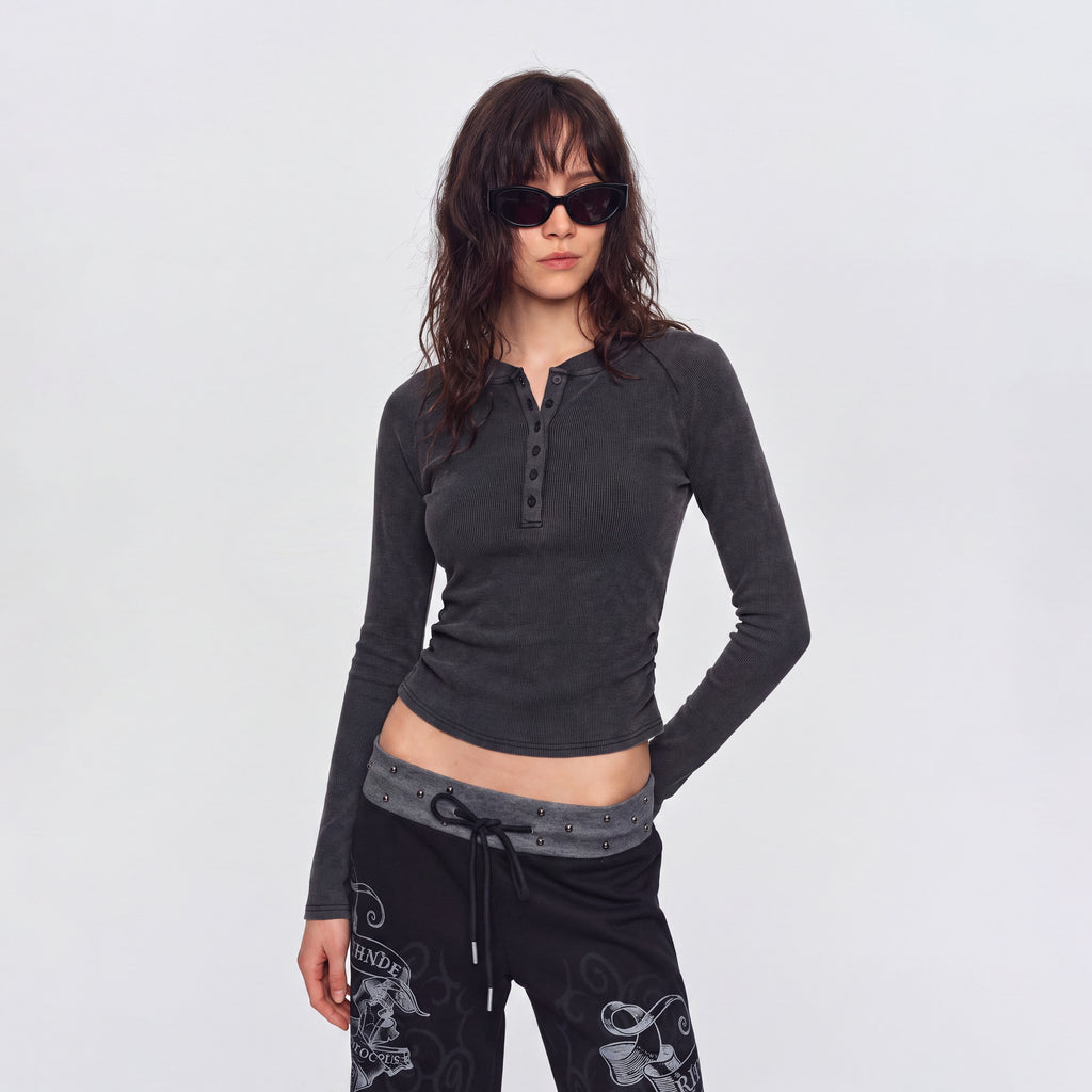 MADWITCH WASHED RUCHED CROPPED HENLEY #G2026125