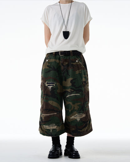 MADWITCH DISTRESSED CAMO SHORTS #Z012