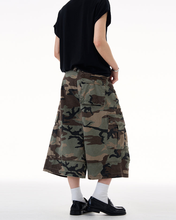 MADWITCH CAMO DISTRESSED UTILITY CAPRIS #CK3512D