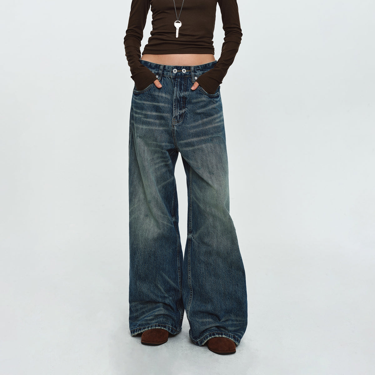 MADWITCH DOUBLE-BUTTON WASHED WIDE-LEG JEANS #GPC9857