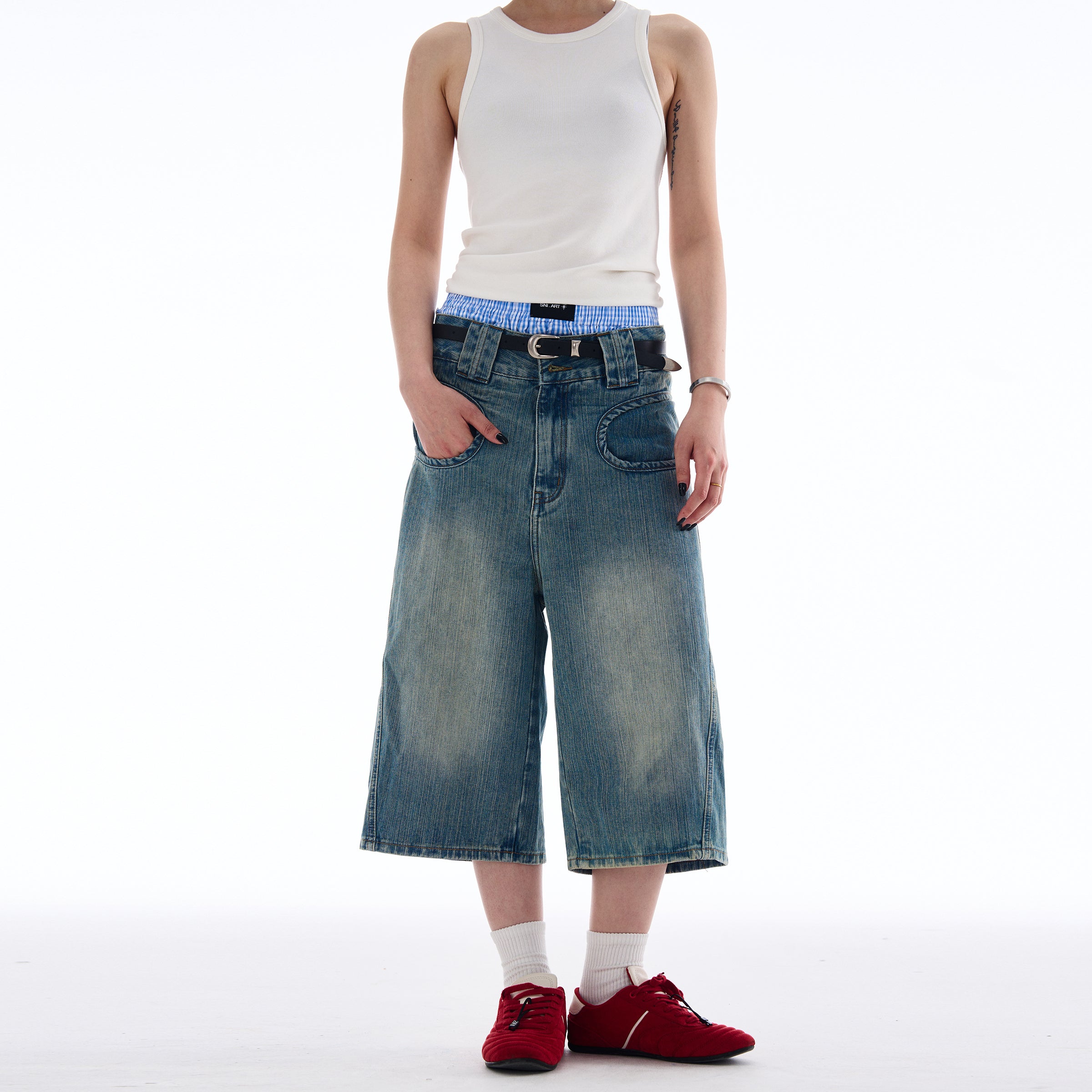 MADWITCH DESIGNER-STYLE CROPPED JEANS #L826