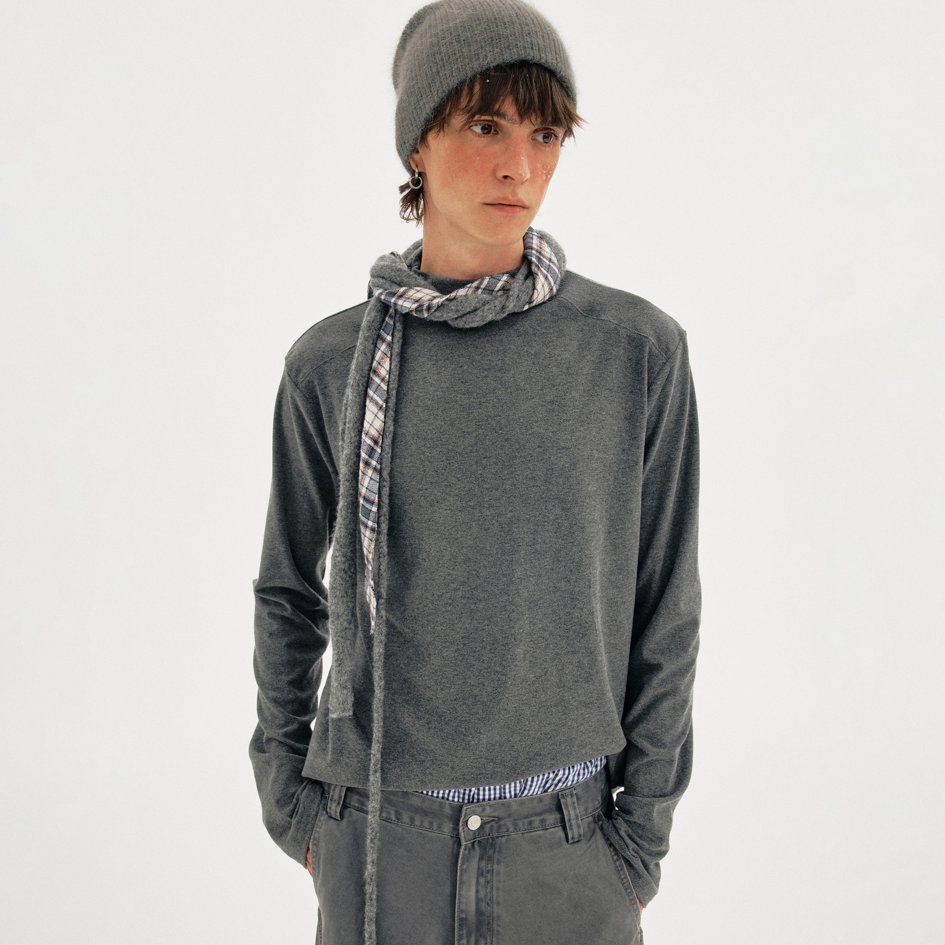 MADWITCH MID NECK KNIT #UTU029