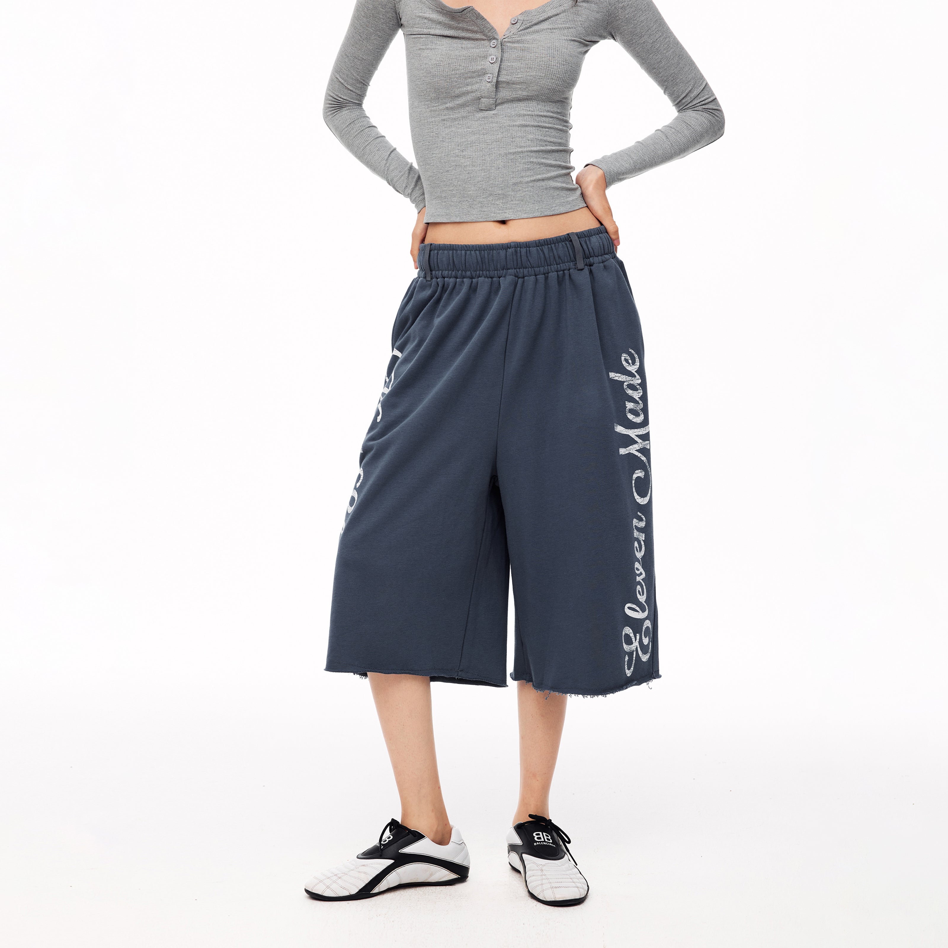 MADWITCH VINTAGE GRAPHIC RAW EDGE SWEAT CAPRI PANTS #CK280D