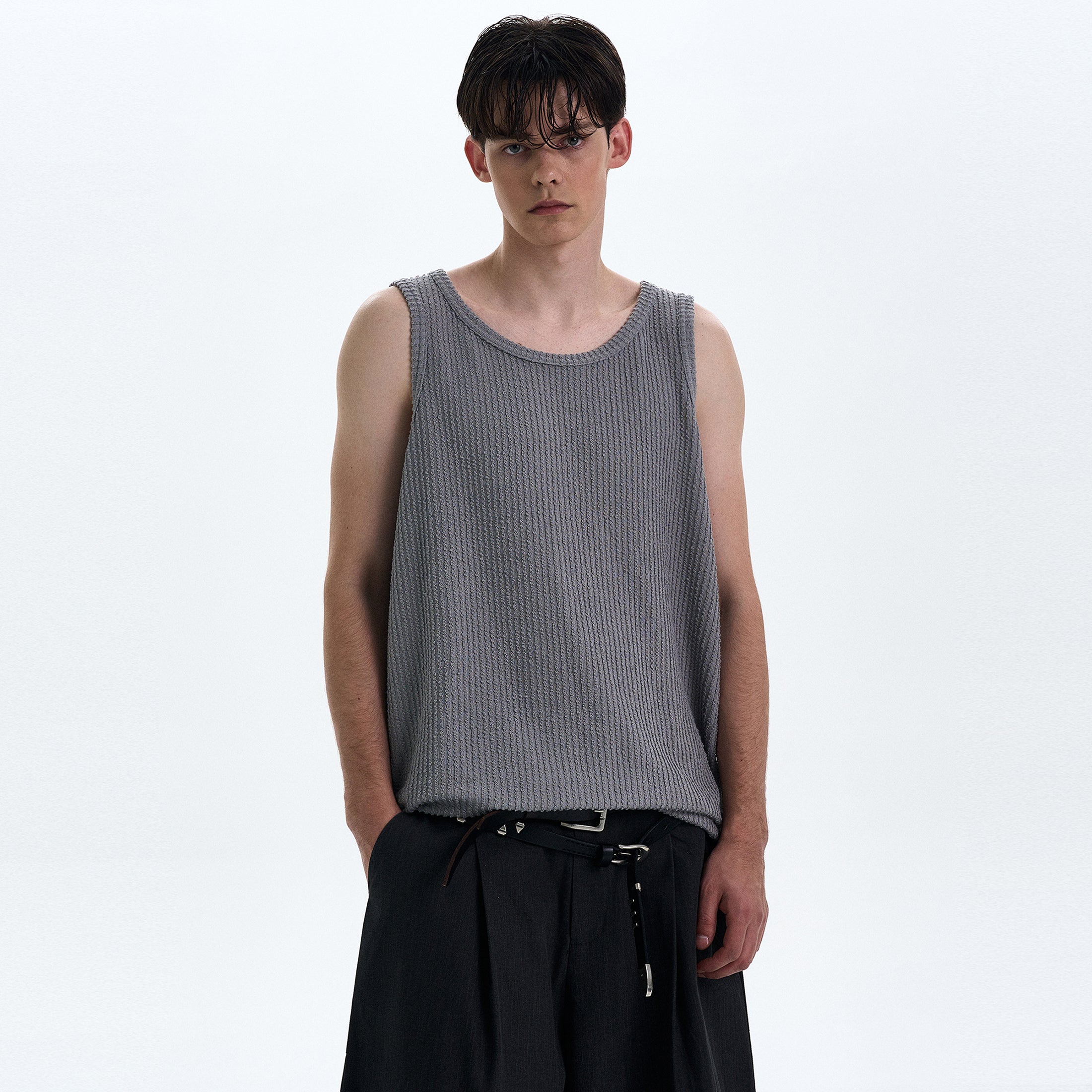 MADWITCH LOOSE LAYERING TANK #UTU003