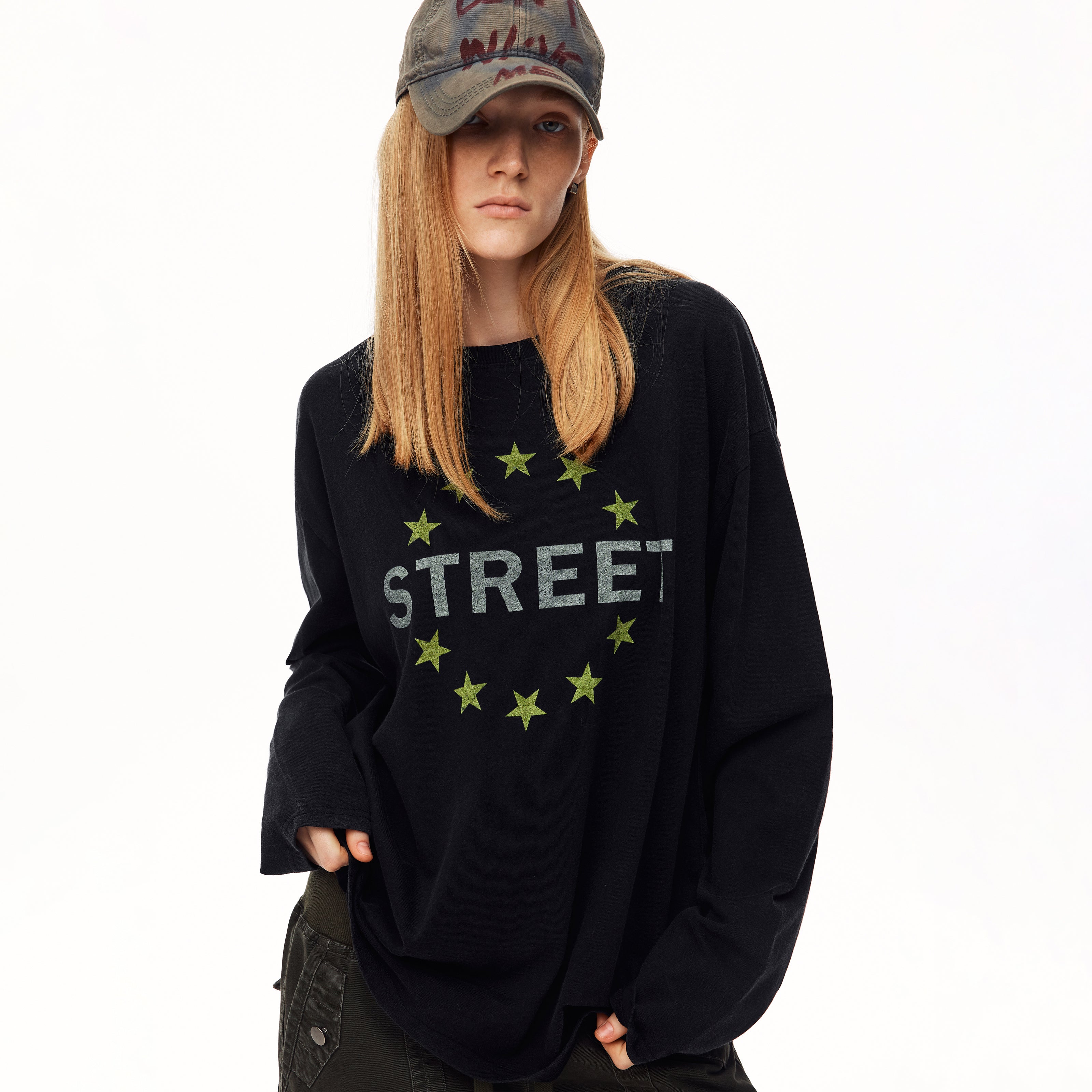 MADWITCH STREETWEAR DISTRESSED STAR-PRINT LONG-SLEEVE T-SHIRT #N2193