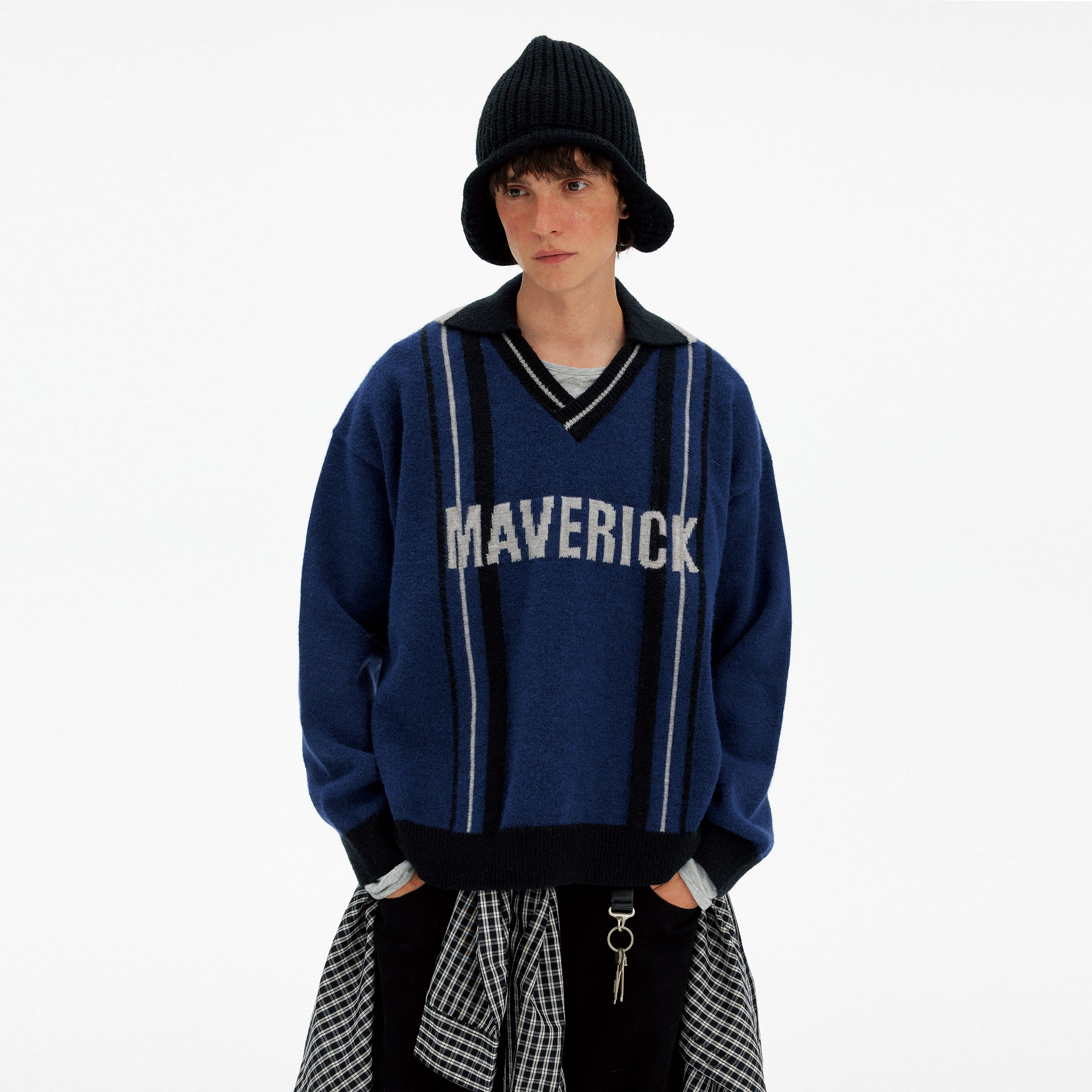 MADWITCH STRIPE VEE SWEATER #MY519