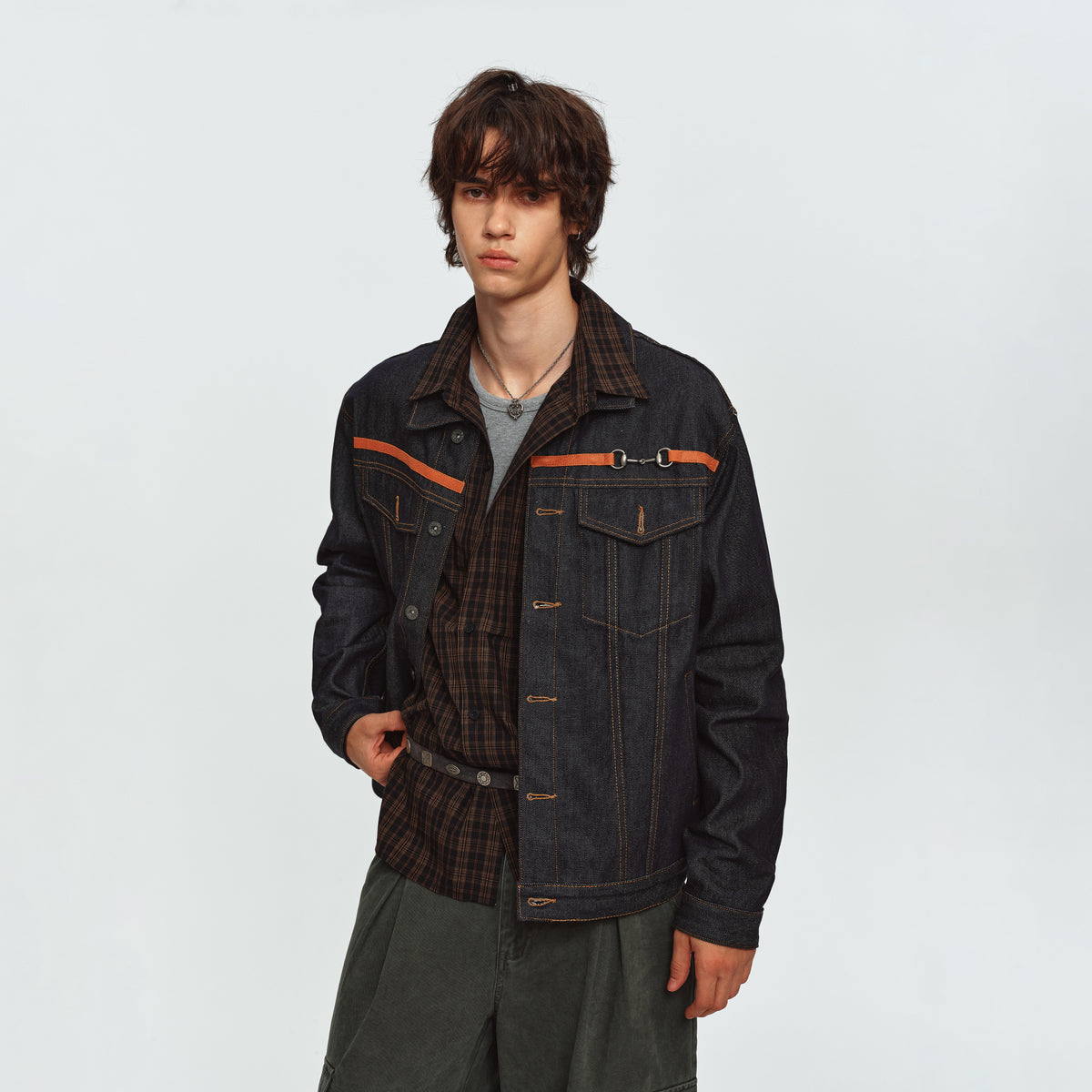 MADWITCH RAW-DENIM COLLARED CROPPED UTILITY JACKET #2606WT3040
