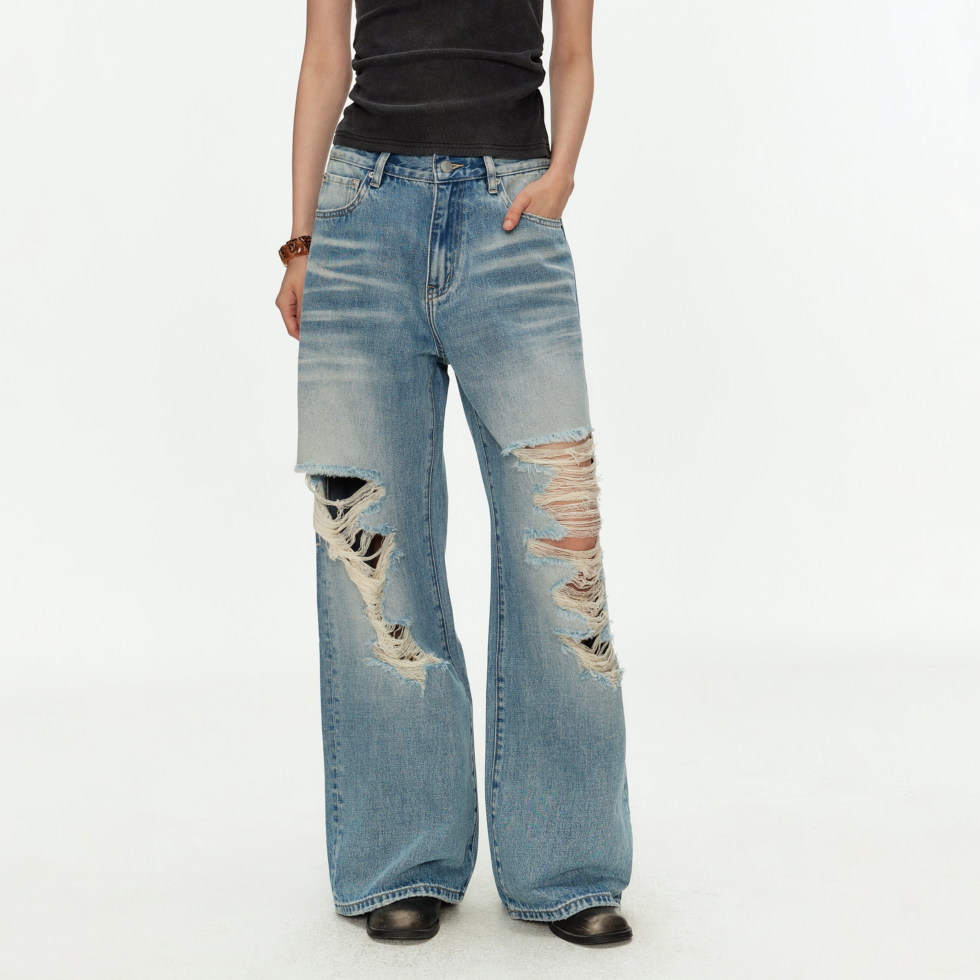 MADWITCH CROSS STUD DISTRESSED JEANS #MC2609