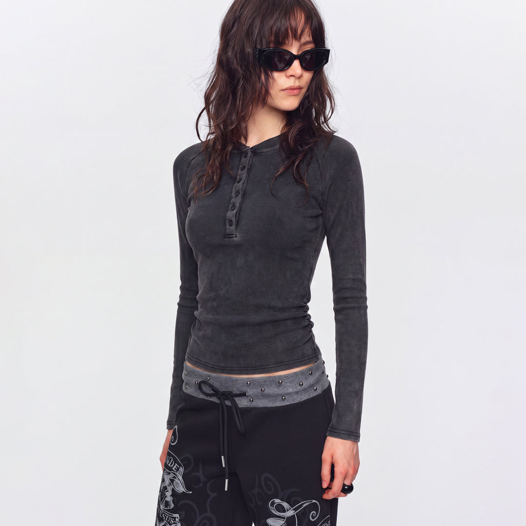 MADWITCH WASHED RUCHED CROPPED HENLEY #G2026125