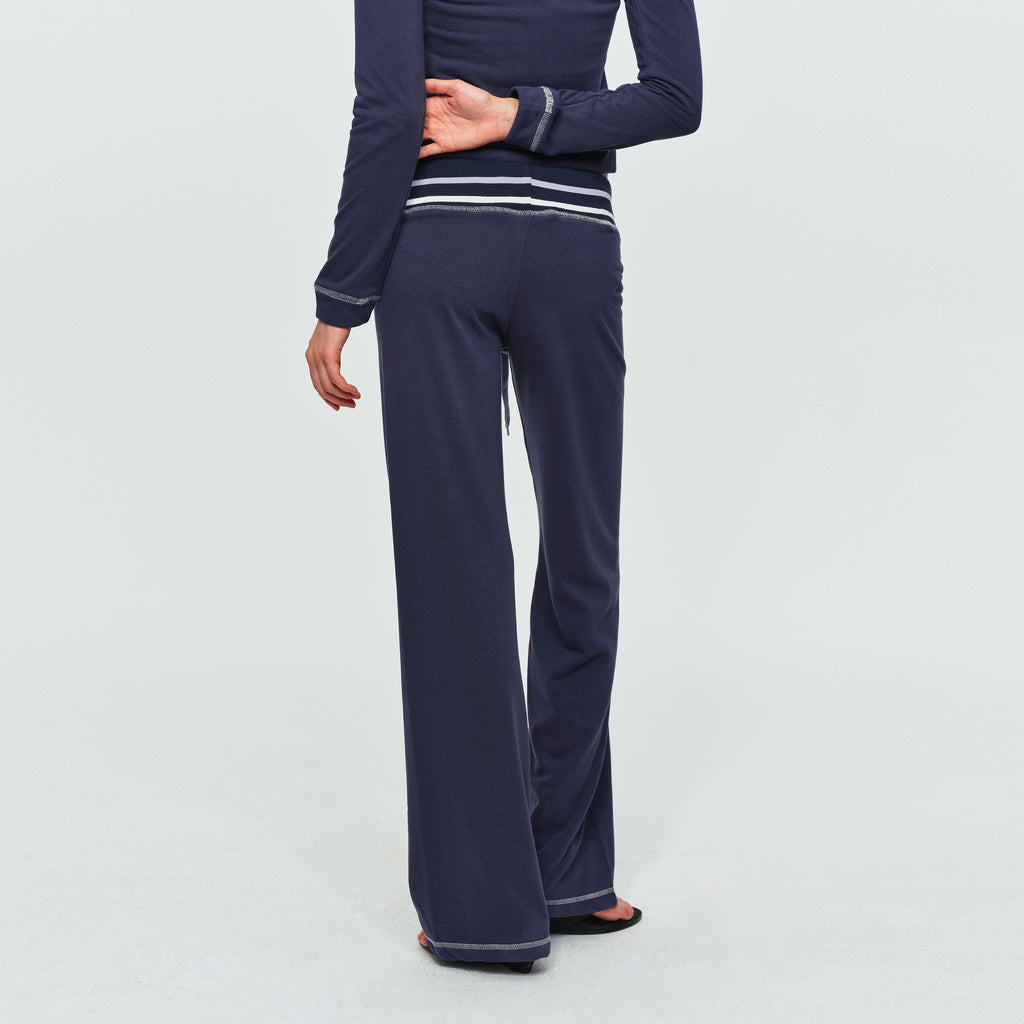 MADWITCH LOW-RISE GRAPHIC FLARED SWEATPANTS #L2026061