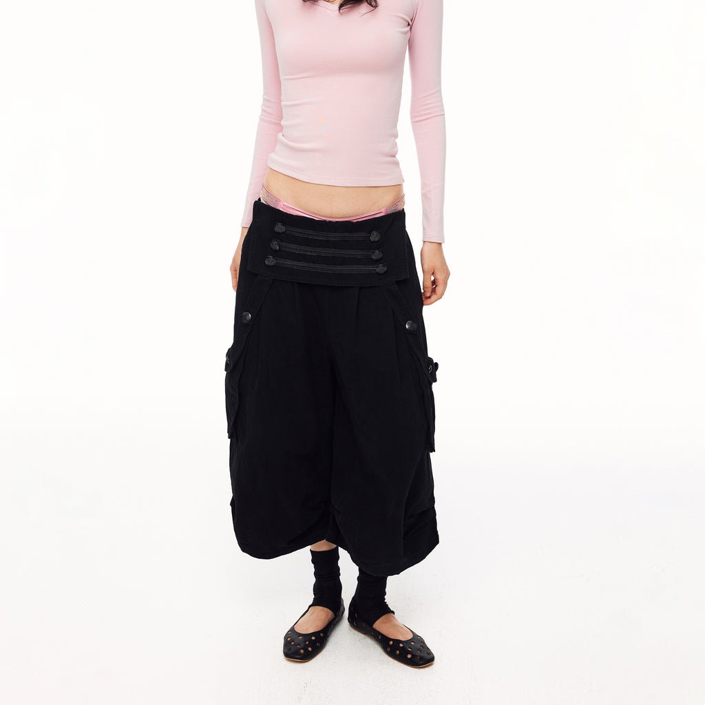 MADWITCH FOLD-OVER MULTI-BUTTON CARGO CAPRIS #H6773