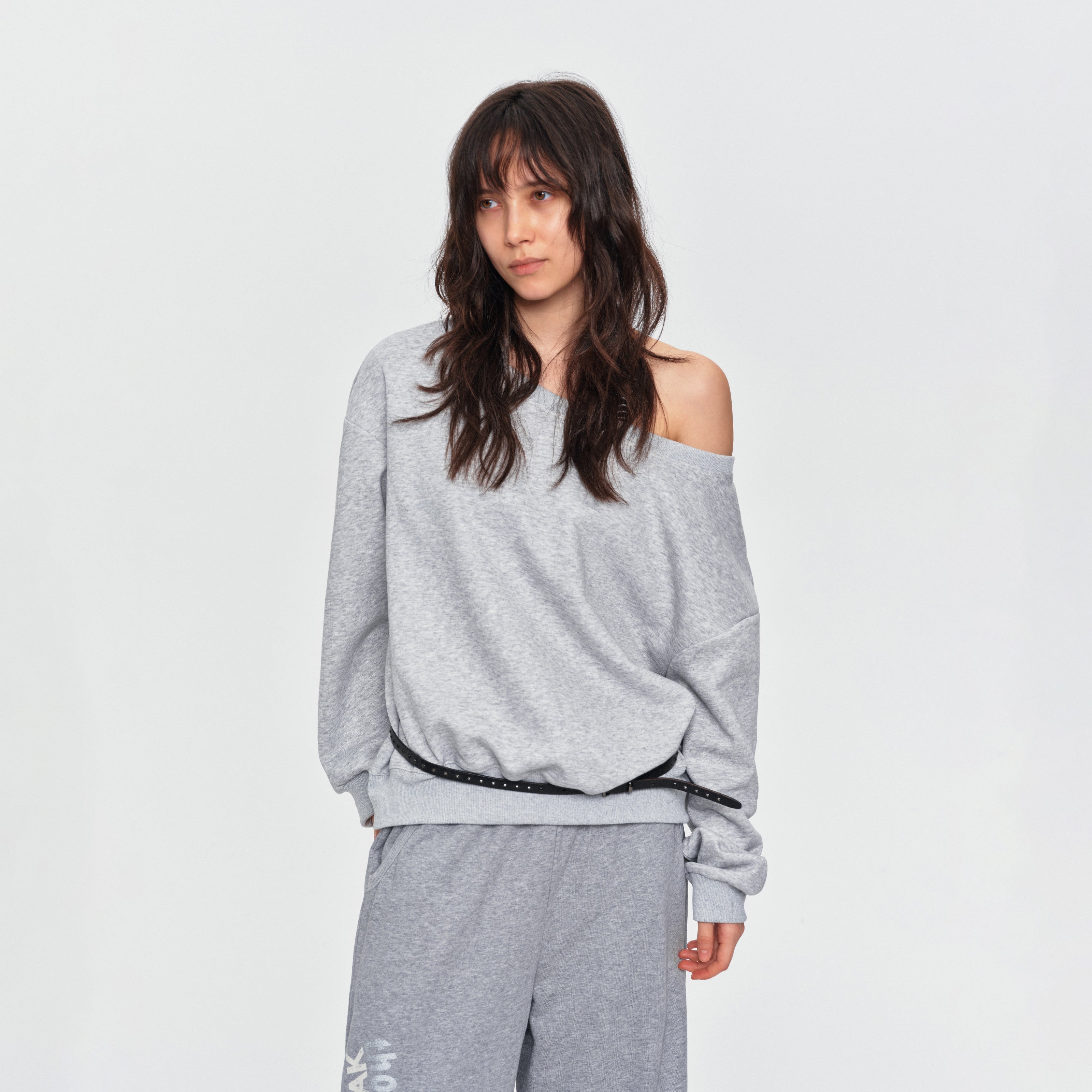MADWITCH SEQUIN WING OFF-SHOULDER SWEATSHIRT #L2026612